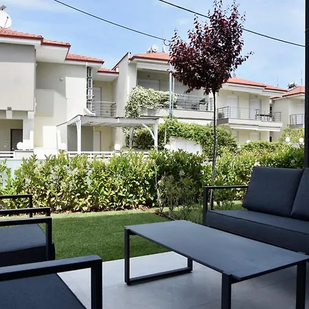 Villa Elegance In *