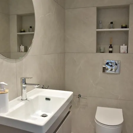 Elegance In Villa *