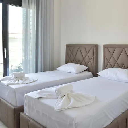 Elegance In * Nikiti (Sithonia)